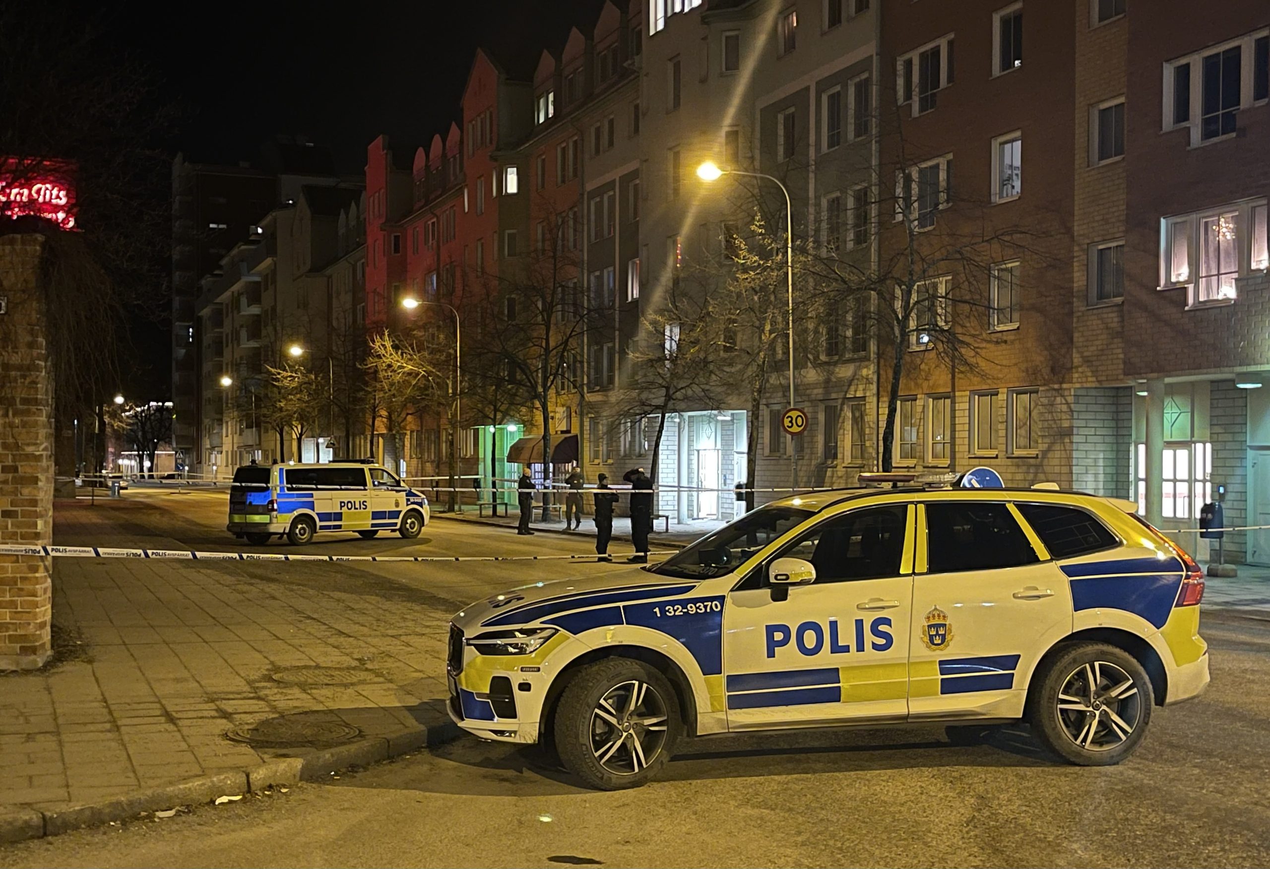 Polis