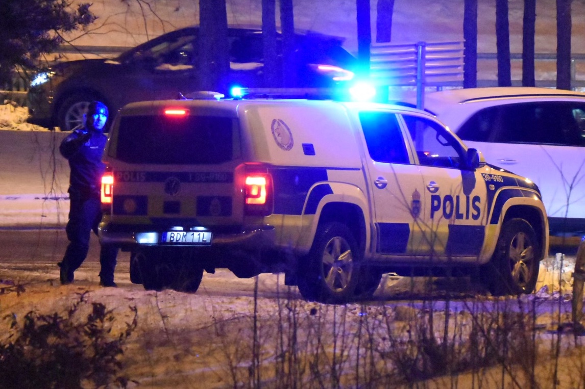Polis