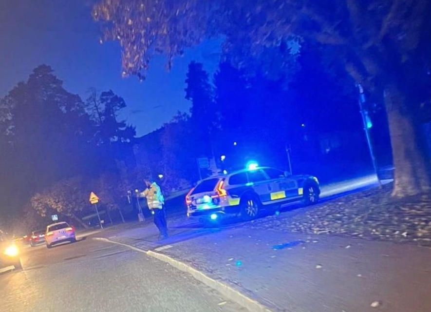 Polis