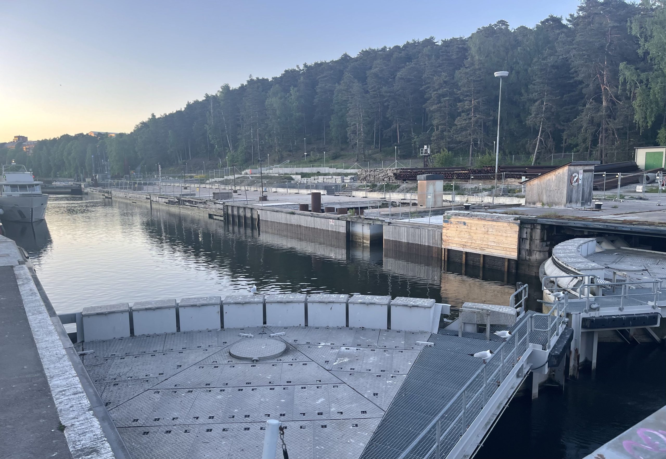 Sluss Kanal Sommar Båt