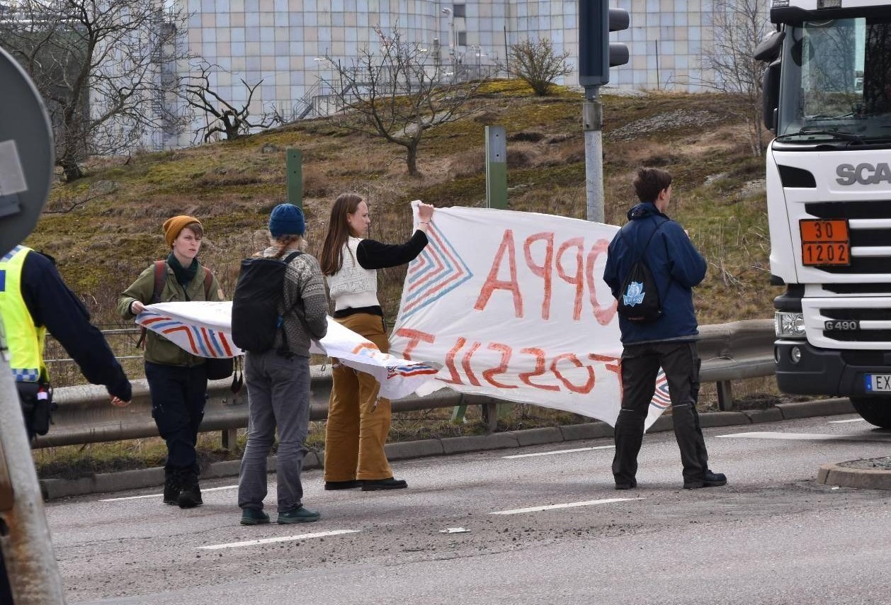 blockade2