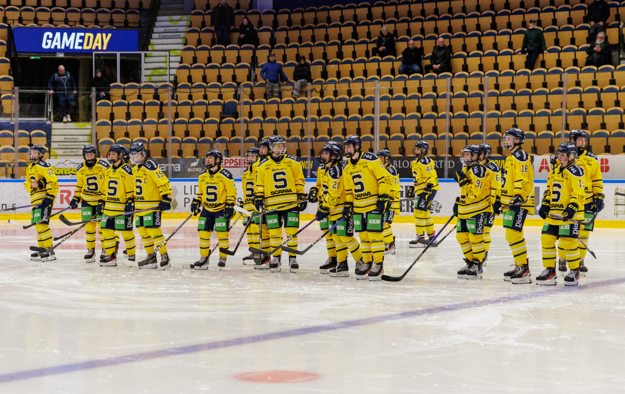 ndhl-sdhl-f2-hv71---ssk-100324-182140331jpg_53582195399_o