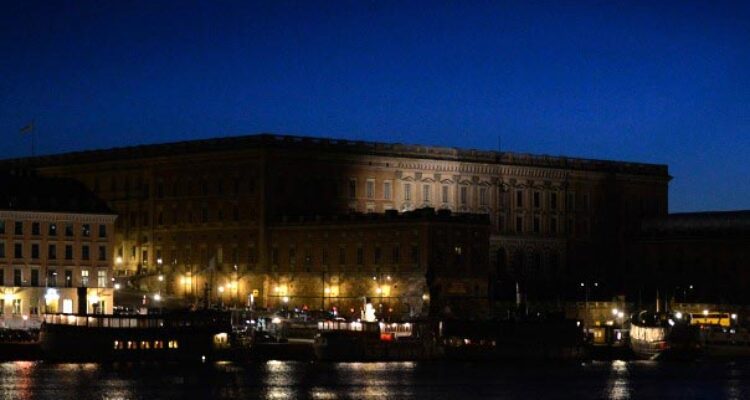 2022_03_Earth-Hour-2012-Foto-Fredrik-Sandberg-Scanpix