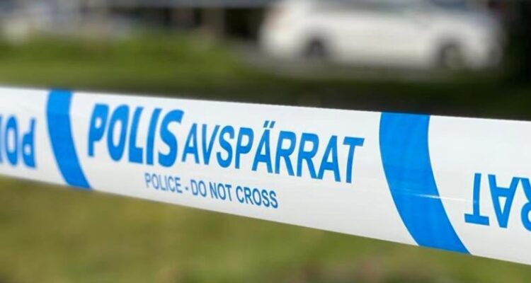 2022_03_polis-avsparrat