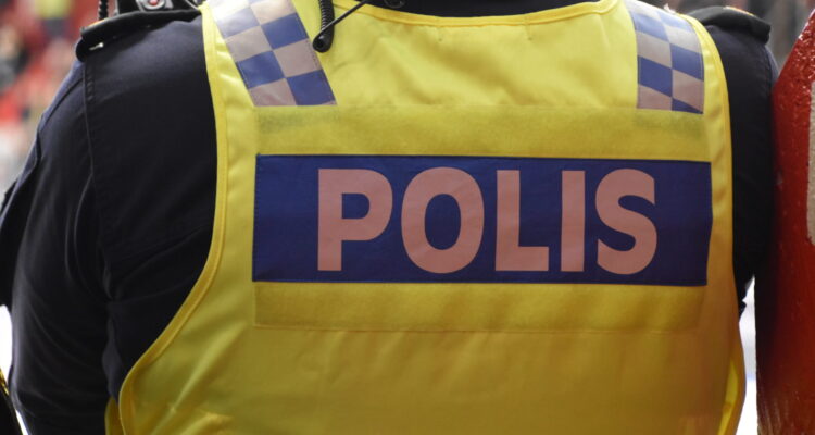 Polis