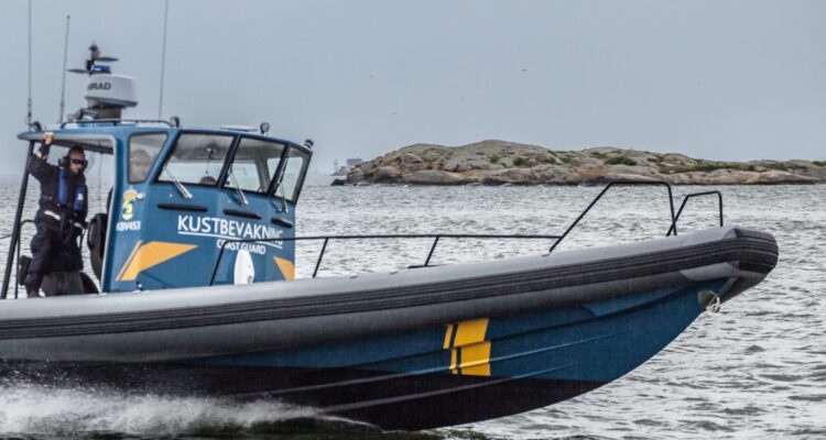 Högfartsbåt KBV 454