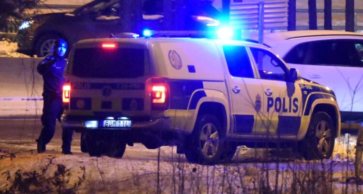 Polis