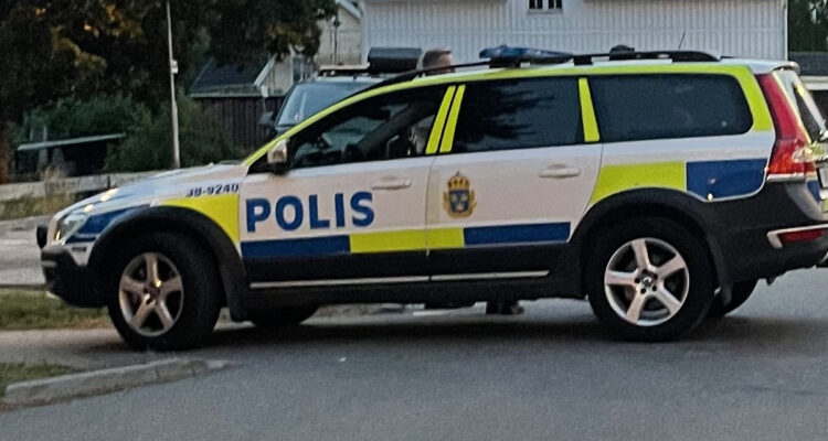 Polis. Foto Alex Ataseven
